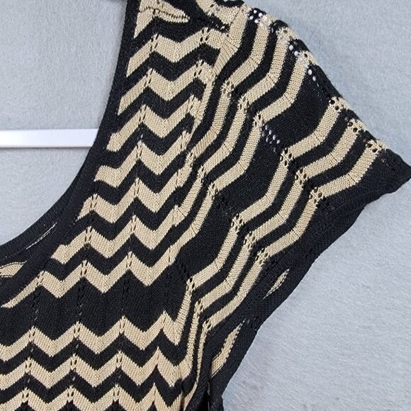 Julian Taylor Knit Midi Dress Size M Brown Black Stretch Zig Zag Eyelet Scallope - Picture 5 of 10